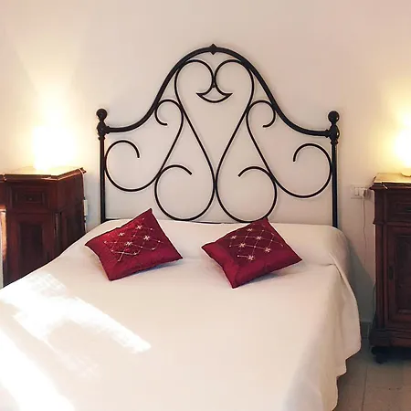 Casa Tonino Holiday home *